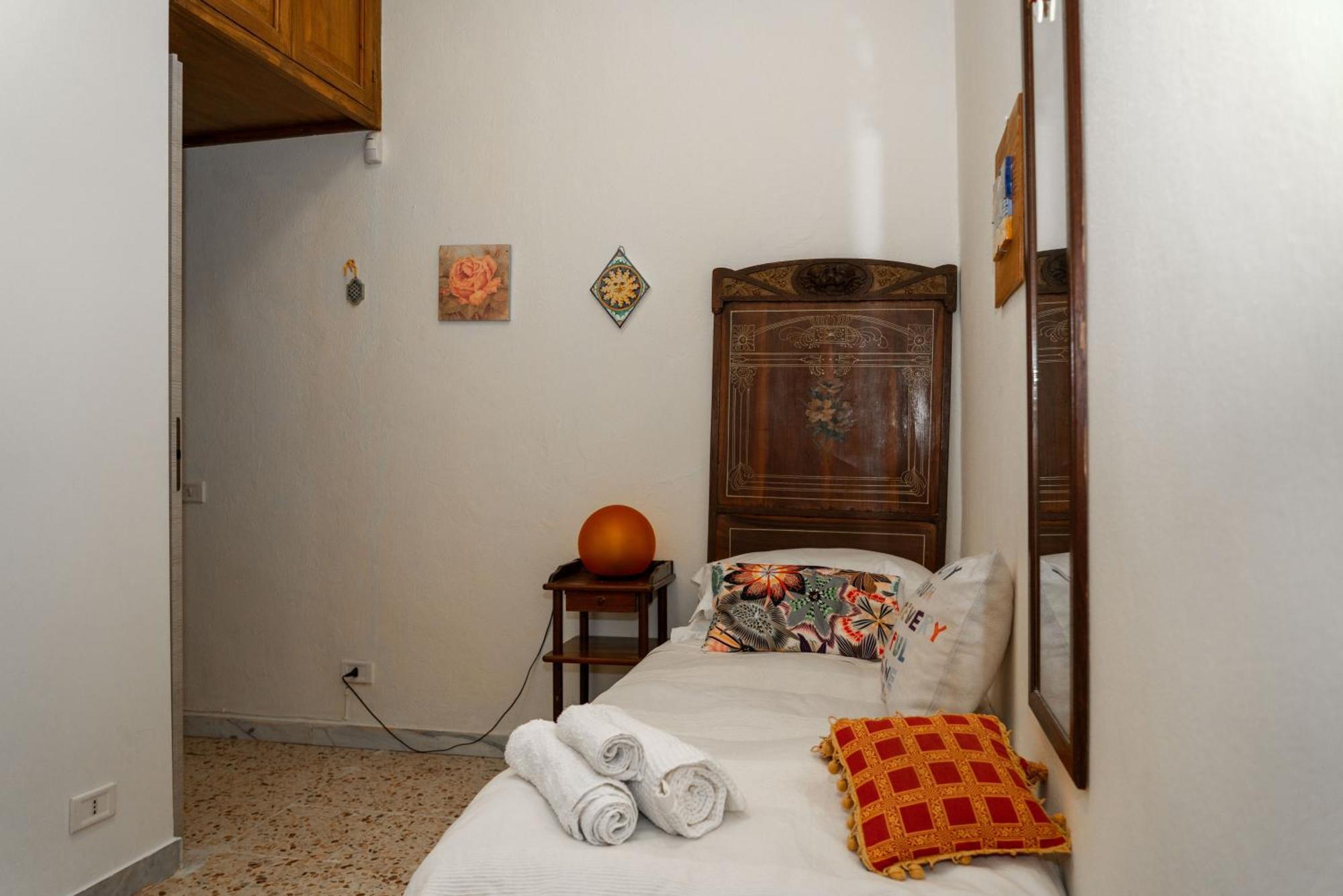 Donna Caterina House, Holiday Villa Pietraperzia Buitenkant foto
